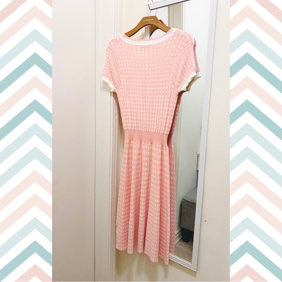 Unique Vintage Mod Pink Gingham Knitted Dress - Picture 3 of 9